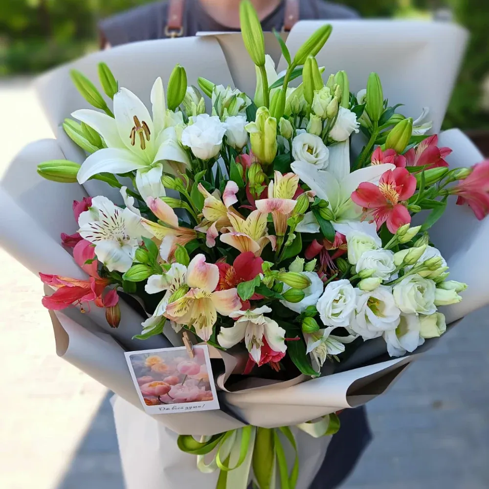 Цветы учительнице